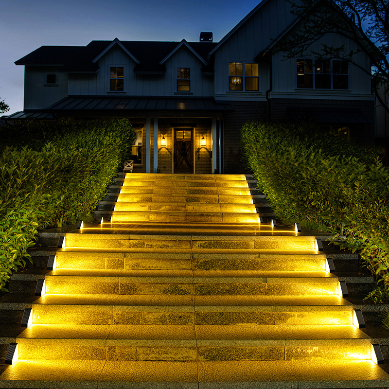 Solar-Powered Step Lights, Out - Deck Step Light 评论和价格