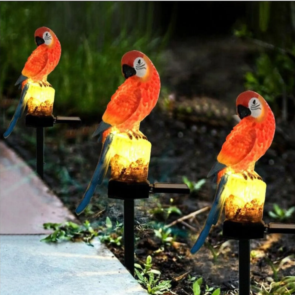 Solar Resin Parrot Decorative  - Landscape Spike Light 评论和价格