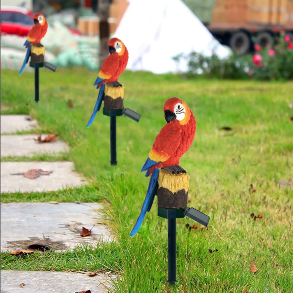 Solar Resin Parrot Decorative  - Landscape Spike Light 评论和价格